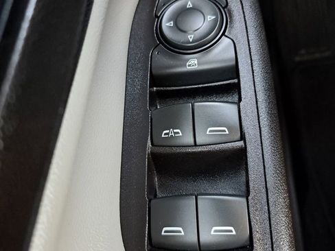 Used 2022 Chevrolet Equinox LT FWD image 15
