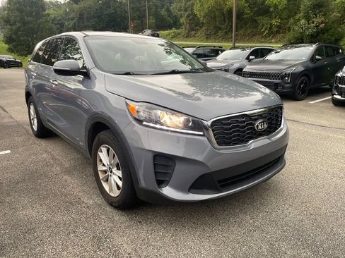 Used 2020 Kia Sorento LX AWD/4WD image 1
