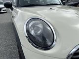 Used 2020 MINI Cooper 4-Door Hardtop image 4
