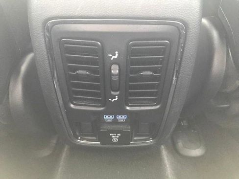 Certified 2020 Jeep Grand Cherokee Limited AWD/4WD image 20
