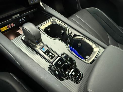 Used 2024 Lexus RX 500h F Sport image 20