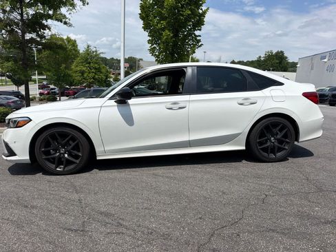 Used 2024 Honda Civic Sport image 5