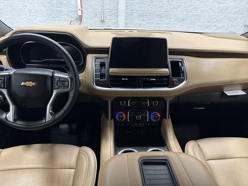 Used 2023 Chevrolet Tahoe Premier AWD/4WD image 11