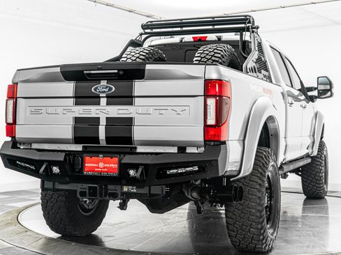 Used 2021 Ford F250 Lariat w/ Lariat Ultimate Package AWD/4WD image 9