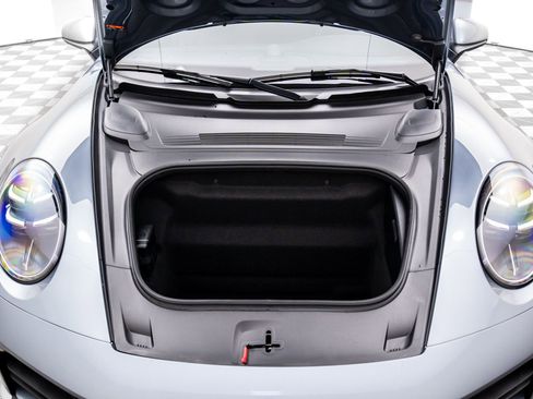 New 2026 Porsche 911 Carrera 4S image 31