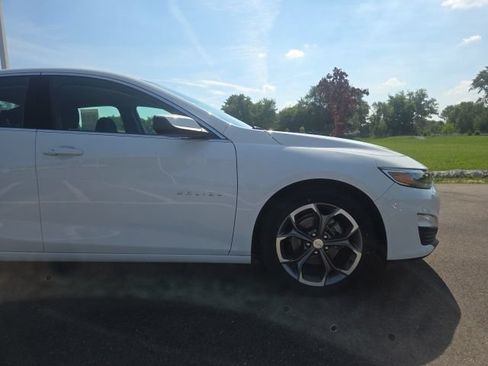 Used 2020 Chevrolet Malibu LT FWD image 4