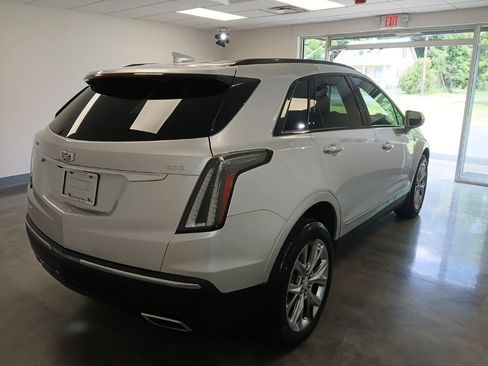 Used 2020 Cadillac XT5 Sportv AWD/4WD image 2