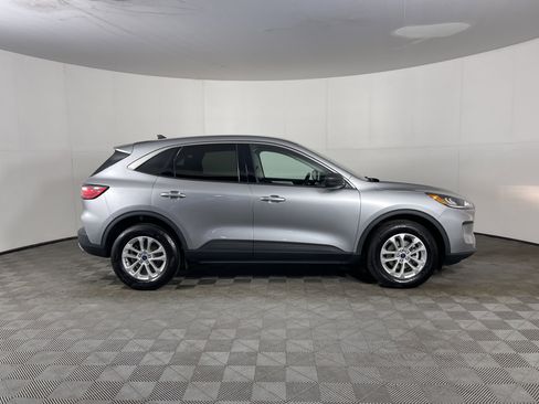 Used 2022 Ford Escape SE w/ Convenience Package image 5