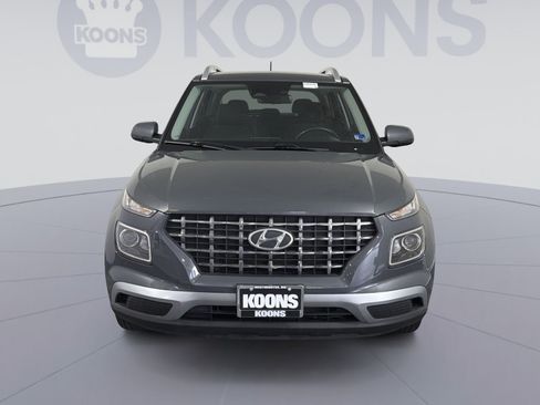 Used 2023 Hyundai Venue SEL FWD image 11