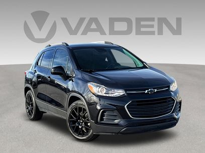 Used 2021 Chevrolet Trax LT w/ Midnight Edition