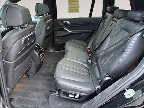 Certified 2023 BMW X7 xDrive40i w/ Executive Package image 13