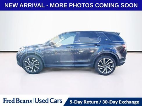 Used 2020 Land Rover Discovery Sport SE image 4