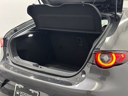 Used 2023 MAZDA MAZDA3 s image 8