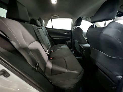 Used 2024 Toyota Venza LE AWD/4WD image 20