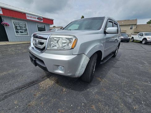 Used 2010 Honda Pilot Touring image 2