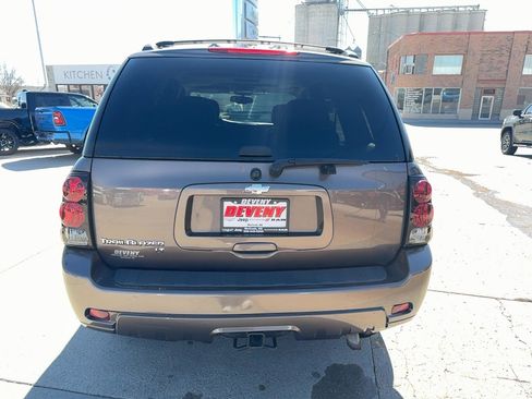 Used 2008 Chevrolet TrailBlazer LT w/ Sun And Sound Package image 5