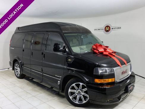 Used 2016 GMC Savana 2500 RWD image 1