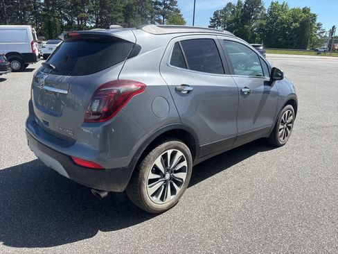 Used 2019 Buick Encore Essence w/ Safety Package II AWD/4WD image 8