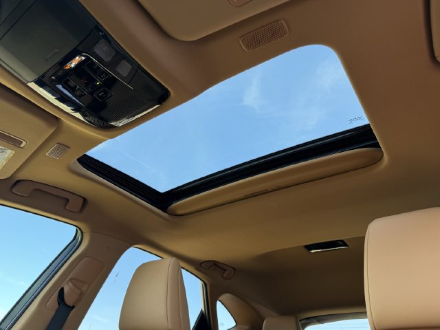 Used 2024 Lexus NX 250 FWD image 23