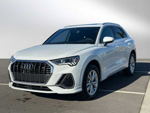 New 2025 Audi Q3 2.0T Premium image 1