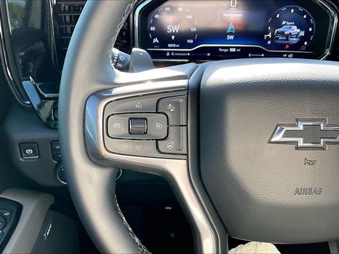 Certified 2025 Chevrolet Silverado 1500 ZR2 w/ Technology Package image 21