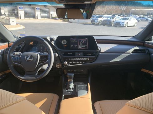 Used 2022 Lexus ES 350 w/ Premium Package image 30