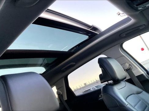 Used 2023 Kia Sportage SX image 17