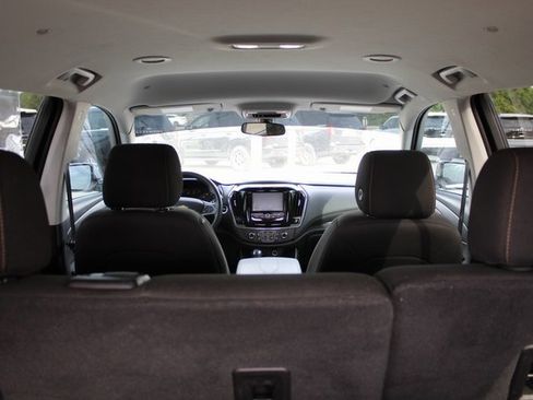 Used 2020 Chevrolet Traverse LS w/ LPO, Floor Liner Package FWD image 15