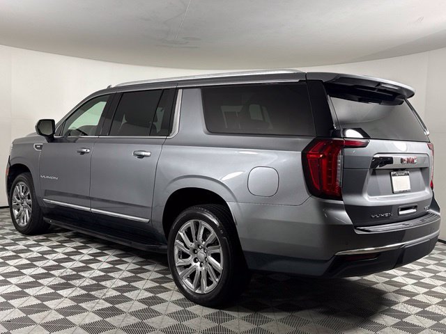 Used 2021 GMC Yukon XL SLT w/ Rear Media and Nav Package RWD image 6
