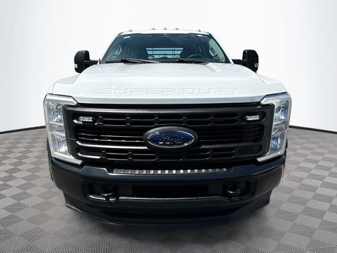 Used 2023 Ford F550 4x4 Crew Cab Super Duty image 2