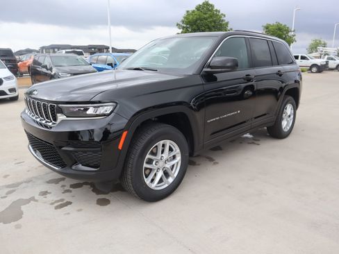 New 2026 Jeep Grand Cherokee Laredo X AWD/4WD image 10