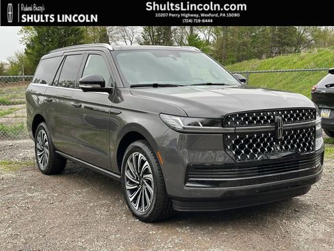 New 2025 Lincoln Navigator Black Label AWD/4WD image 30