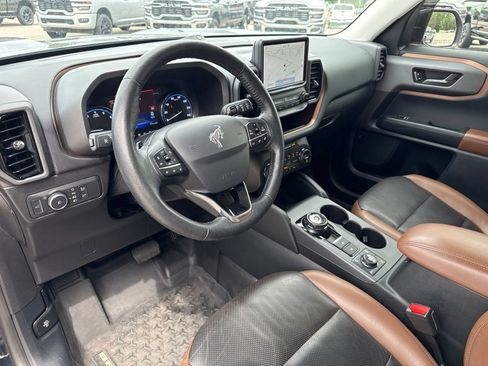 Used 2021 Ford Bronco Sport Badlands w/ Badlands Package AWD/4WD image 2