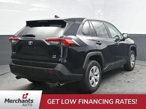 Used 2024 Toyota RAV4 LE AWD/4WD image 7
