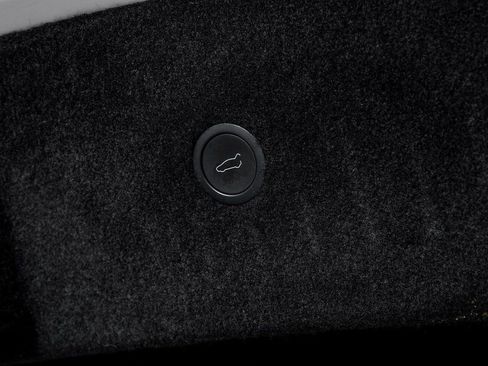 Used 2023 Tesla Model S image 61