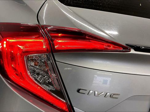 Used 2019 Honda Civic Sport image 30