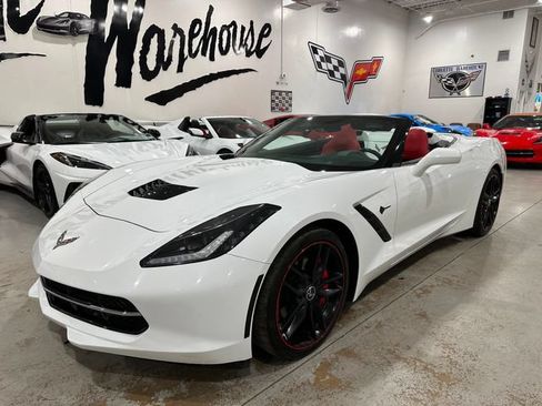 Used 2019 Chevrolet Corvette Stingray Convertible w/ 1LT RWD image 17