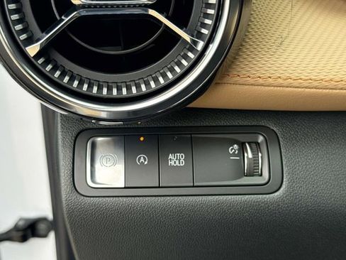 New 2026 Chevrolet Equinox ACTIV w/ Convenience Package III image 24