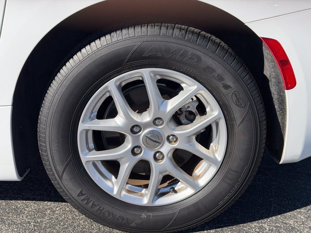 Used 2023 Chrysler Voyager LX FWD image 8