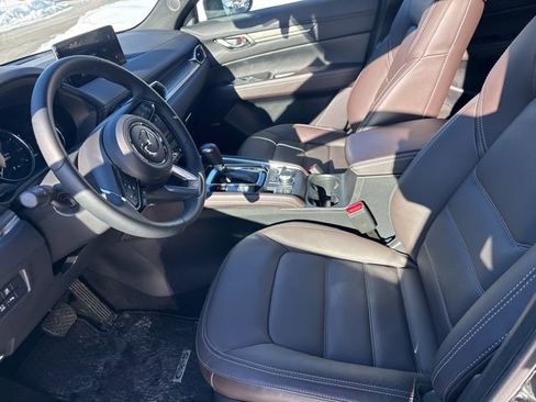 Used 2025 MAZDA CX-5 Signature image 9