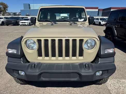 Used 2022 Jeep Wrangler Unlimited Sport AWD/4WD image 2