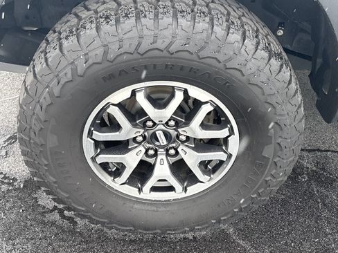 Used 2022 Ford F150 Raptor w/ Equipment Group 801A High AWD/4WD image 28