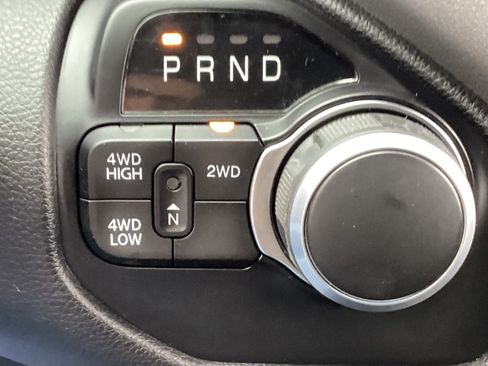 Used 2024 RAM 2500 Big Horn AWD/4WD image 21