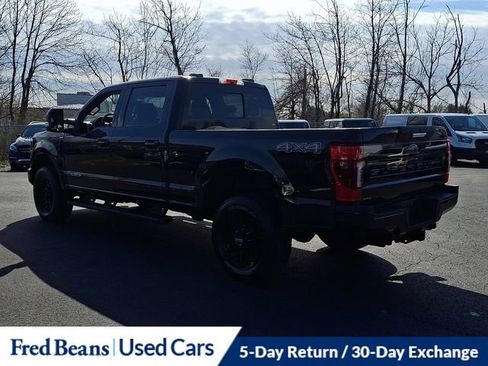 Certified 2022 Ford F350 Lariat w/ Black Appearance Package image 8