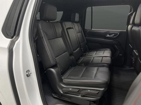 Used 2021 Chevrolet Suburban RST image 29