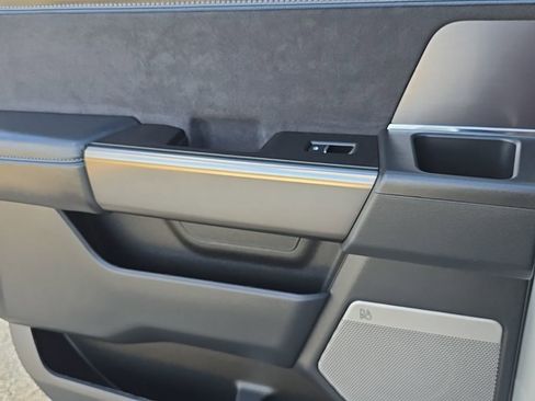 Used 2024 Ford F150 Platinum w/ FX4 Off-Road Package image 19