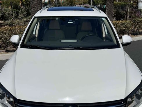 Used 2017 Volkswagen Tiguan Wolfsburg Edition FWD image 51