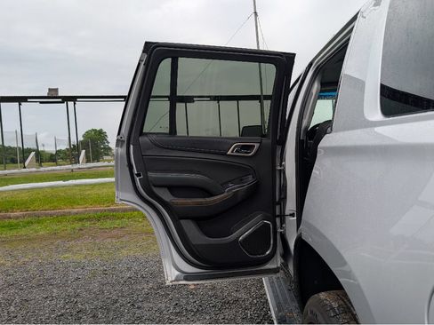 Used 2018 GMC Yukon Denali w/ Denali Ultimate Package AWD/4WD image 11