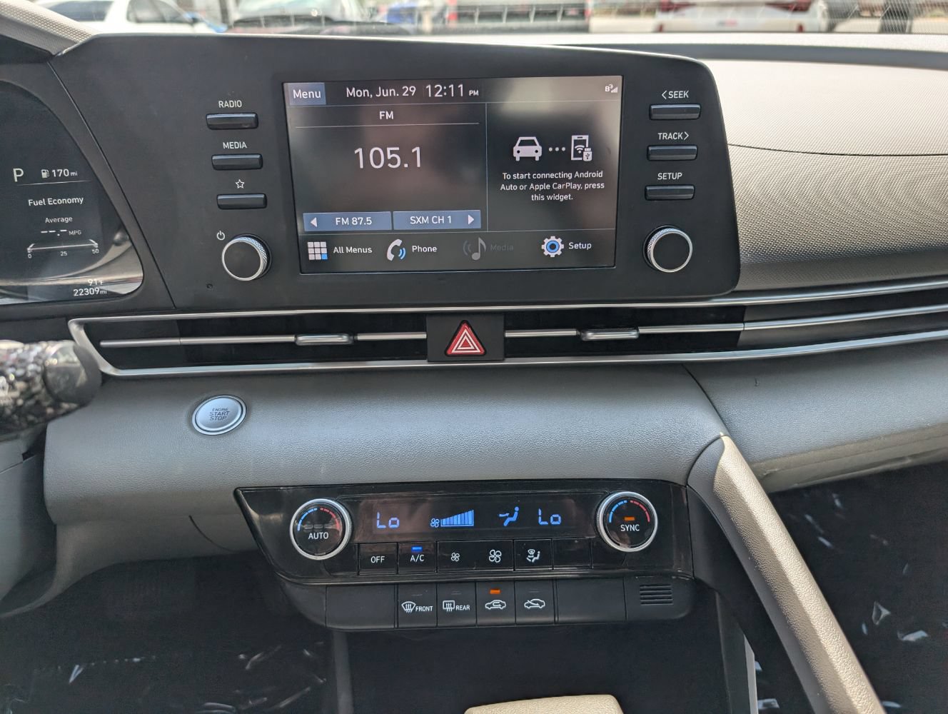 Used 2023 Hyundai Elantra SEL w/ Cargo Package FWD image 22