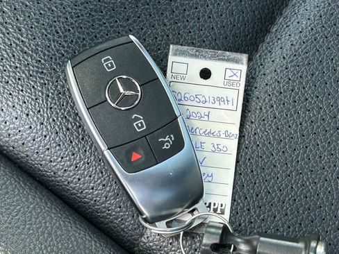 Used 2024 Mercedes-Benz GLE 350 4MATIC image 60